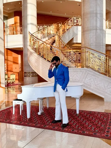 The full ensemble, showing how our blue linen blazer can elevate a simple look into something truly special.
