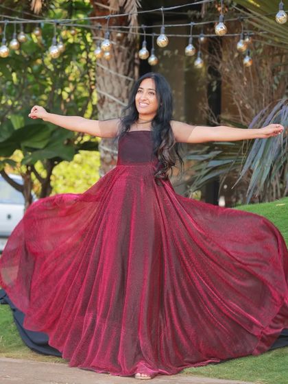 Inisha Rental Dress - Maternity Photoshoot Gown Rental Dramatic Trail & Wing Gowns photo 9