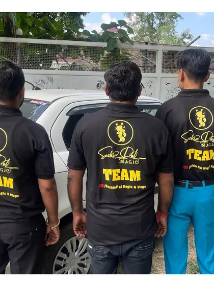 My team, my strength. We work together to bring the best possible show to every client.