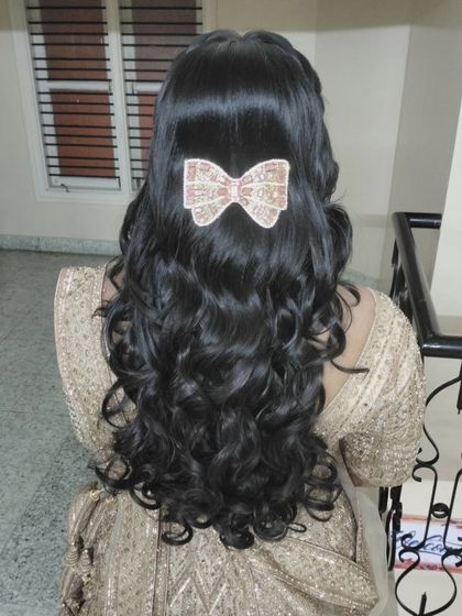 Laxmi Ramkrishna - Special Occasion Hairstyling Flowing Curls & Half-Up Styles photo 15