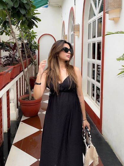 Another walking shot from a slightly different angle.