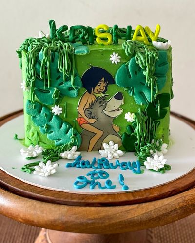 Custom Themed Cakes