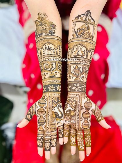 A story-rich design featuring a groom on a scooter and a bride in a doli, telling a modern fairytale.