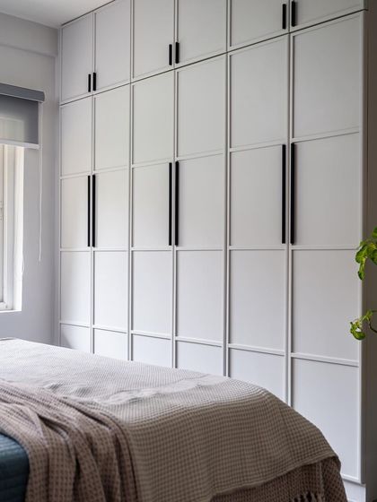 By the Riverside - Full-Service Interior Design Bedrooms: Personal Sanctuaries photo 22