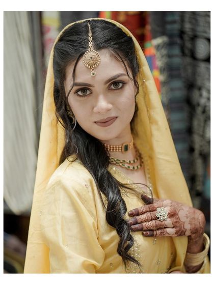 Snaptraits - Fashion & Portrait Photography Bridal Portraits: Grace & Radiance photo 30