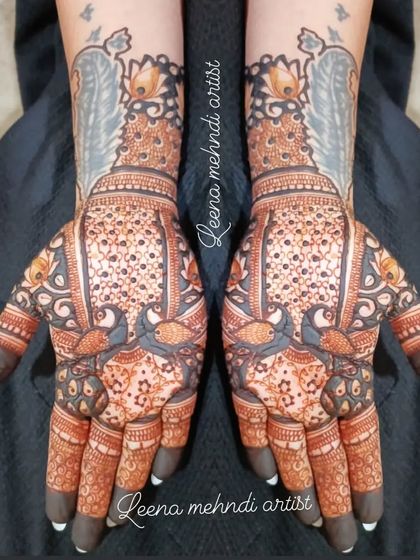 Intricate Bridal Mehndi photo 21