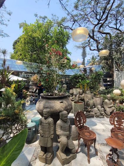 A view of the Beruru retail project, which embodies our philosophy of creating immersive experiences. The space is designed as a destination where commerce and nature are seamlessly intertwined.