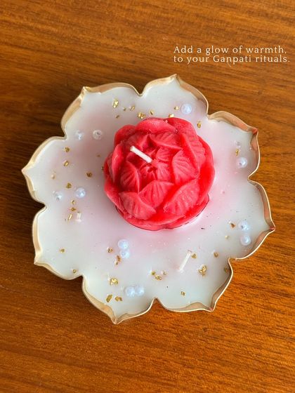 A Glow of Serenity: Luxury Candles & Holders photo 4