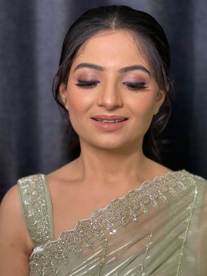 Modern Pastel & White Bridal Looks photo 78