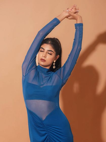 Signature Soft Glam & Glowy Skin photo 46