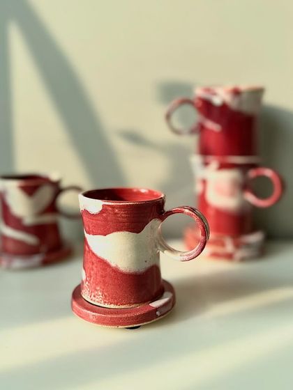 The full Flamingo series collection, with its vibrant colors and dynamic patterns, brings a sense of joy and energy.