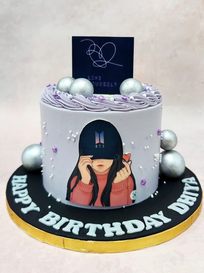 Liliyum Patisserie - Special Occasion Cakes Character & Storybook Cakes photo 32