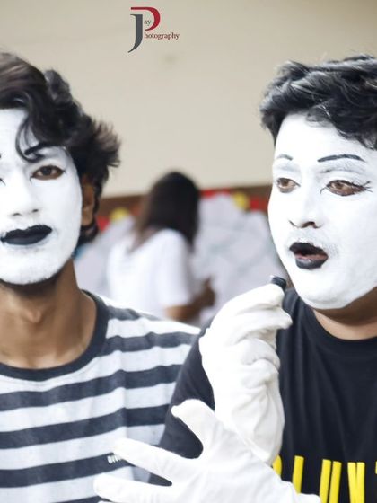 The art of silence. A mime artist gets ready for his performance at Sign Fest. Mime and sign language are powerful forms of non verbal communication that we celebrate.