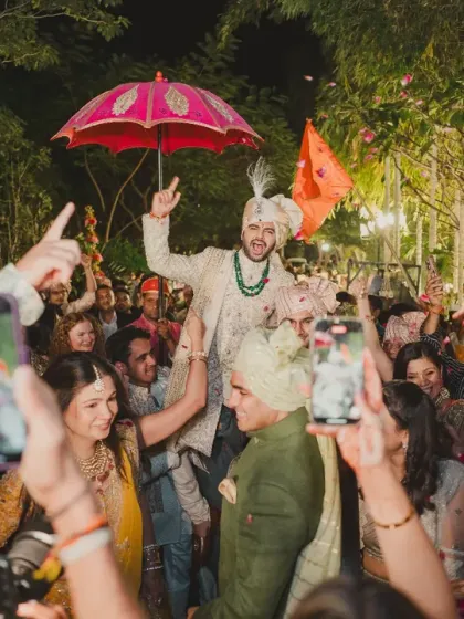 The baraat is the official start of the party. The groom's procession was full of energy, with friends and family dancing alongside dhol players, setting an incredible tone for the wedding.