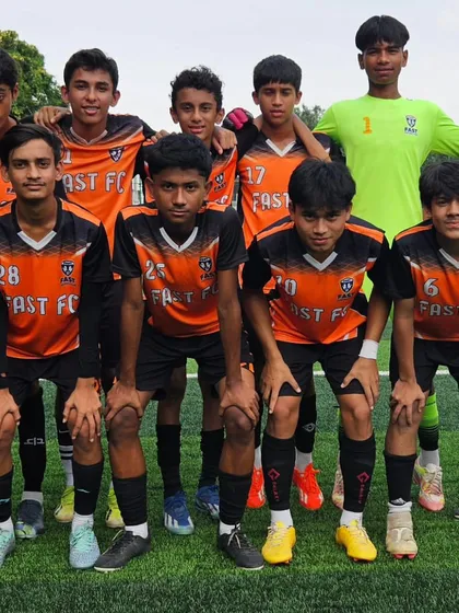 Our U15 team before a match against YFI in the Delhi Future Stars Youth League.