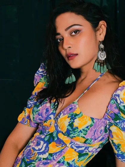 A bold and beautiful look for actress Kaveri Priyam. I created a wet-hair look paired with a dramatic smokey eye and a berry lip, perfect for a high-fashion photoshoot.