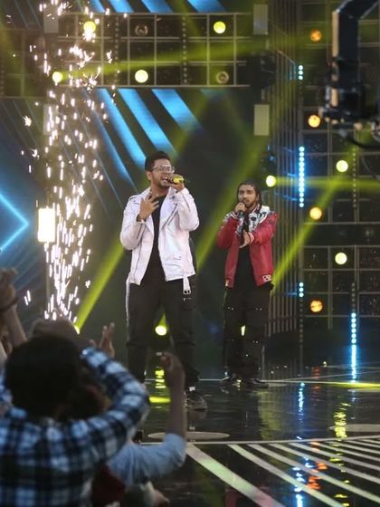 A wide shot of the "Rafta Rafta" performance. You can see the scale of the production and the energy of the crowd.