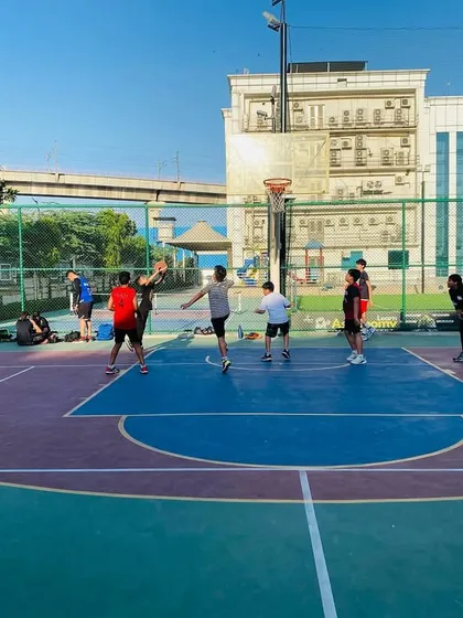 A wide shot of our evening session, showing a full game in progress.