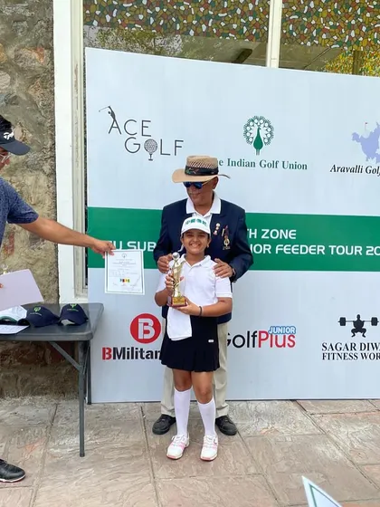 Dhriti Singh receives her 1st place award at the IGU Sub-Junior North Zone Golf Championship.