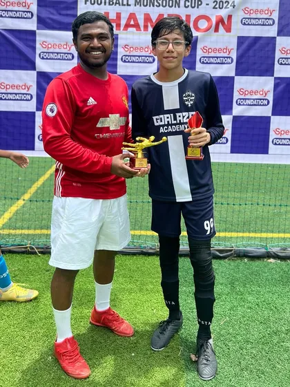 Our U-15 goalkeeper Ved deservedly won the Best Goalkeeper award at the Football Monsoon Cup 2024 for his outstanding saves throughout the tournament.