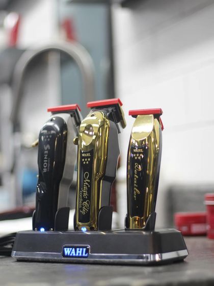 New year, new goals, same trusted tools. I rely on the best clippers from Wahl Professional to deliver precise and consistent results for every haircut.