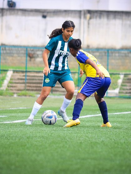 Girls on the Pitch photo 6