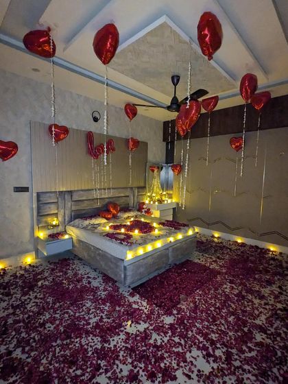 The Trendy Party - Romantic Occasion Decoration Romantic Surprises & Anniversaries photo 3