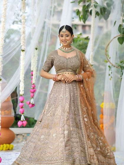 Contemporary Bridal Elegance photo 7