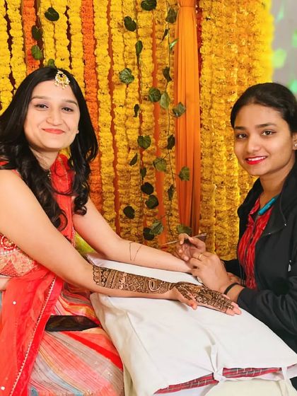 Mohak Mehendi - Professional Mehndi Artistry Our Mehndi Family: Happy Clients photo 29