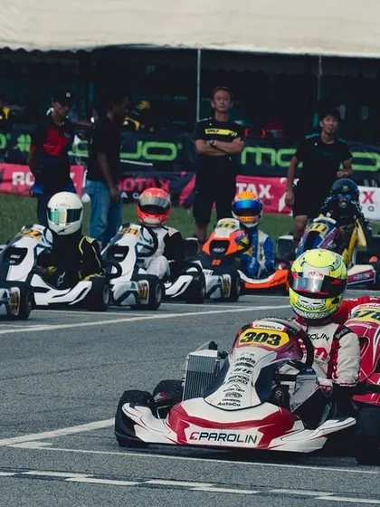 The grid for the RMC Asia Max, with drivers from various countries ready to race.