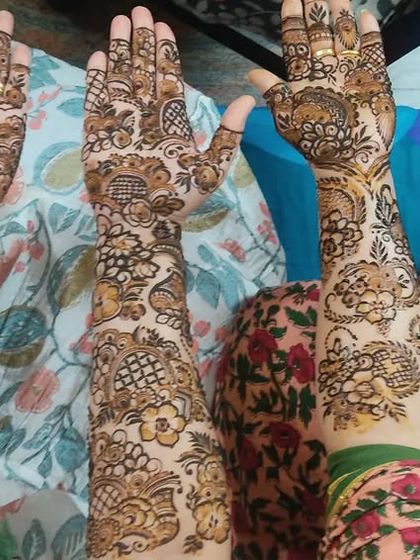 Shaikh Yasmeen - Bridal Mehendi Behind the Scenes photo 13