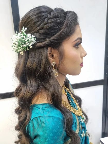 Engagement & Pre-Wedding Glam photo 9