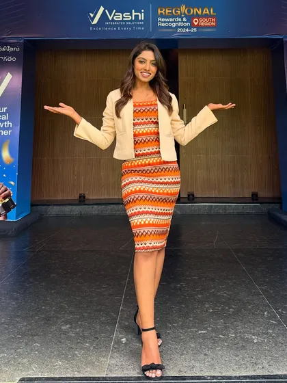 Welcome to the Vashi Integrated Solutions R&R event! As a multilingual emcee, I seamlessly hosted this event in Kannada, Tamil, and Telugu, ensuring every member of the South Region team felt included and celebrated.