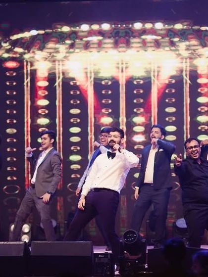 What's a sangeet without the groomsmen! A high-energy performance that shows the bond and excitement of the groom's squad.