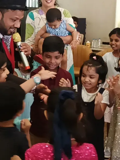 The pure joy and wonder on kids' faces during one of our magic shows. We arrange for professional magicians who captivate the audience with their amazing tricks, adding an extra layer of excitement to any birthday party.