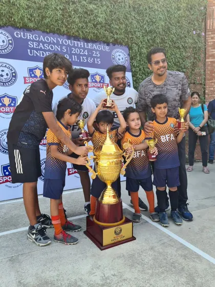 Our Under 7 team proved that heart and teamwork know no age limit, conquering the GYL League. A proud moment for the entire academy.