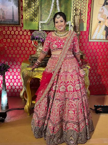 Classic Red & Pink Bridal Looks photo 65