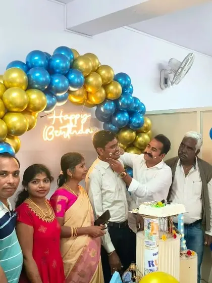 A strong team is the backbone of great service. Here we are celebrating a milestone in the office, because a positive environment helps us do our best work for you.