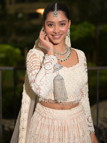 Soft & Radiant Glam photo 40