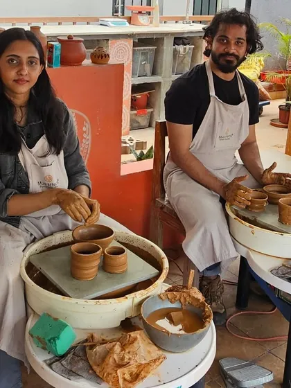 Looking for a different kind of date? I love it when couples come to the studio to get their hands dirty and create together. It's a wonderful way to connect and make something special side-by-side.