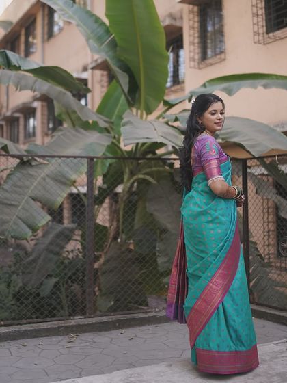 Traditional Engagement & Sakharpuda Looks photo 45