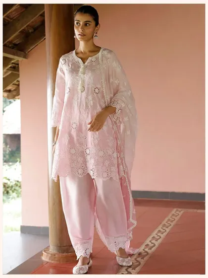 Another view of this beautiful pink kurta set with dhoti pants. It’s a great example of how I blend traditional crafts with contemporary silhouettes.