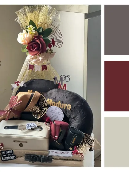 Another one of my most-loved wedding hamper designs. This one includes personalized neck pillows and travel accessories, perfect for the couple who loves to explore together.