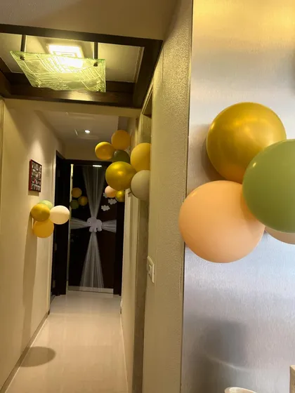 We decorated the hallway to ensure the welcome home celebration flows through the entire space.