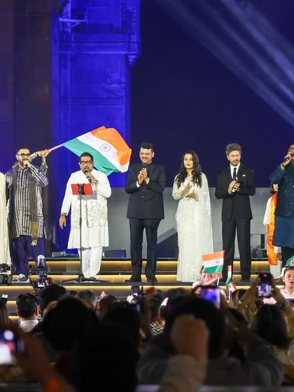 The grand finale of the Global Peace Honours, with dignitaries and performers united on stage. We managed the show direction and technical effects, including smoke and lighting, to create a powerful closing moment.
