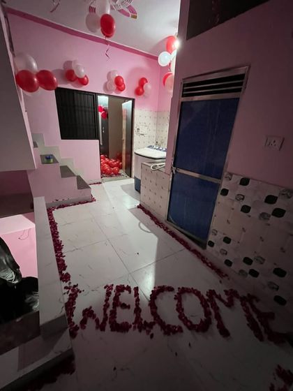 First Night & Honeymoon Setups photo 6