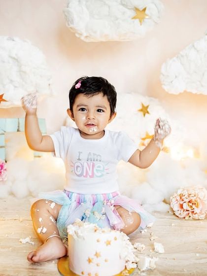 Cuddles & Giggles Photography - Family & Children Photography Birthday Parties & Cake Smashes photo 4