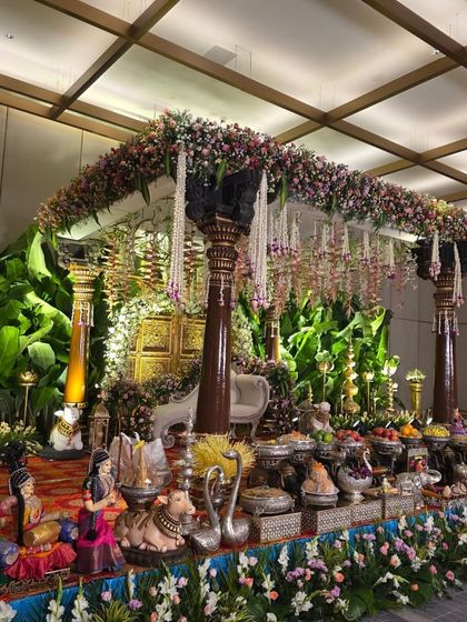 This view captures the side of the mandapam, showing how the decor extends to create a fully immersive experience.