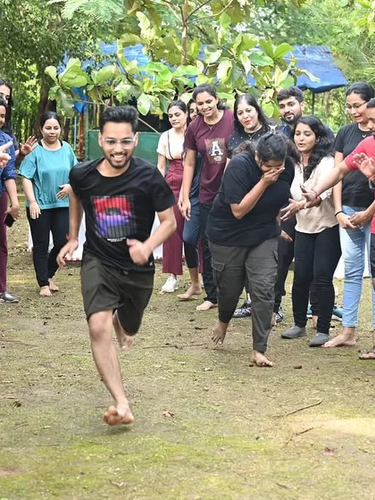 The pure joy and competitive spirit of an outdoor team-building activity. I lead high-energy games that are designed to break the ice, encourage teamwork, and create lasting memories for the entire corporate team.