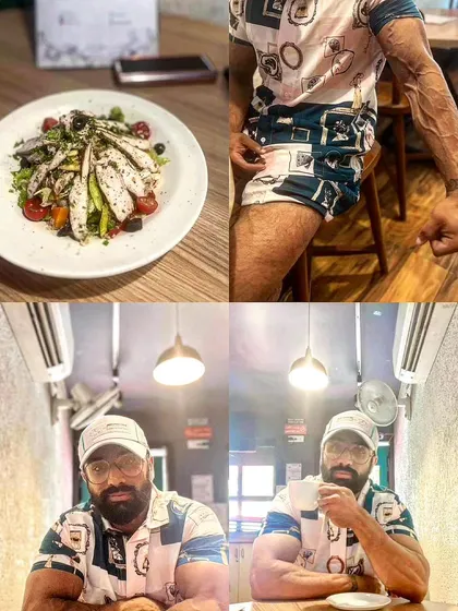 A healthy lifestyle is a complete package. This shows my lean muscle and vascularity after a balanced, diabetic-friendly meal. It's about enjoying life while staying on track with your fitness goals.